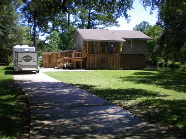 308 Juniper Ave, Satsuma, AL 36572