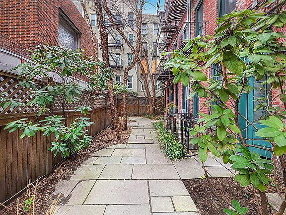 5th image of 86 Horatio St APT 3B