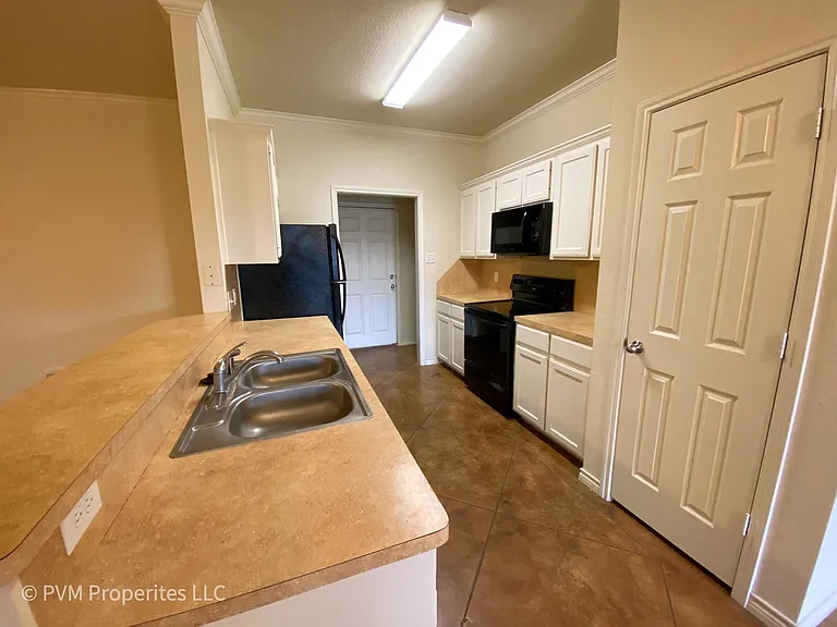 3061 Palomino Trl — Photo 5