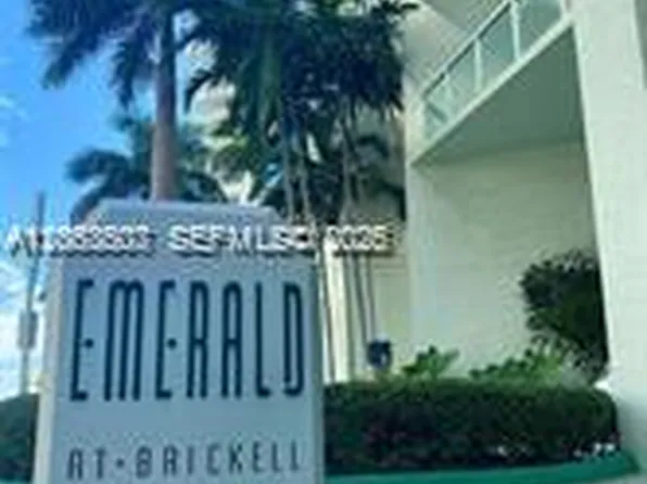 218 SE 14th St, Miami, FL
