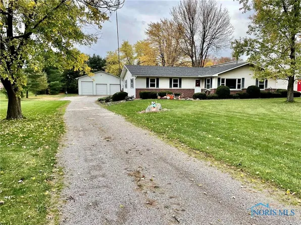 1618 E High St, Bryan, OH 43506