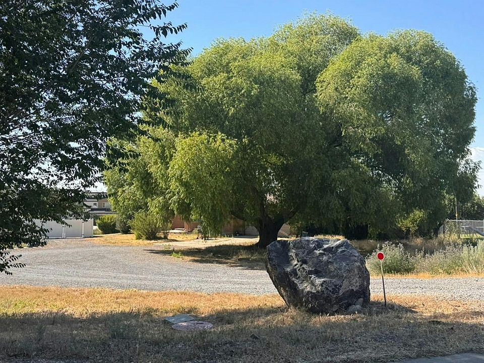 1st image of 2220 S Highway 89