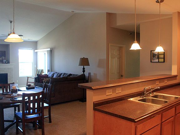 4th image of 1305 SE University Ave Unit 209