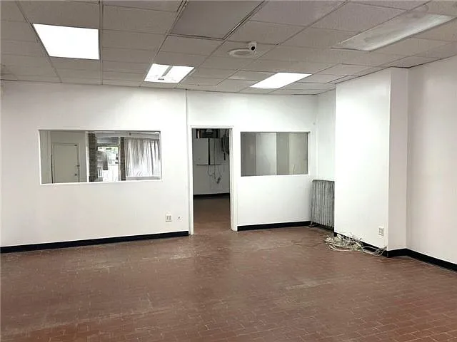 Studio, $4,300 — Photo 2