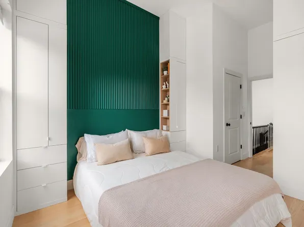 18-05 Highland Avenue image 14 of 34