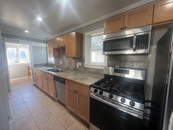 4th image of 1470 S Demeter Dr