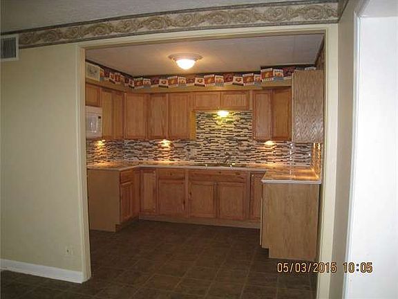 3rd image of 940 Lake Josephine Dr