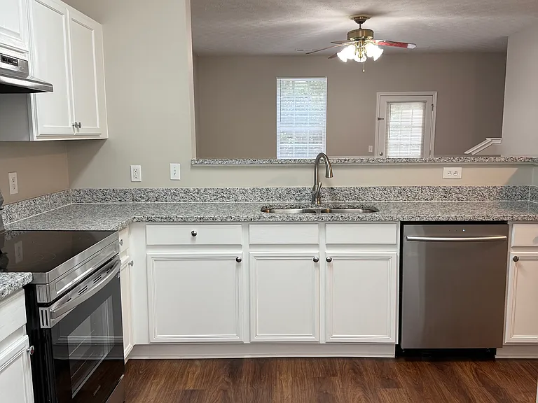 6071 Camden Forrest Dr — Photo 8