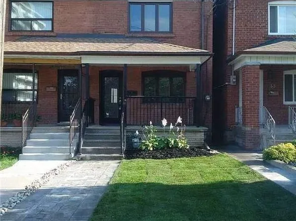 3 Lanark Ave, Toronto, ON M6C 2B2