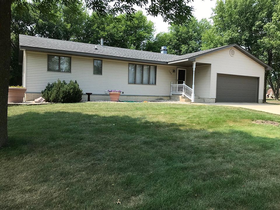 1st image of 500 Canyon Dr