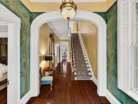 4th image of 203 W Charlton Street