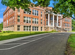 702 S Westfield St, Feeding Hills, MA 01030