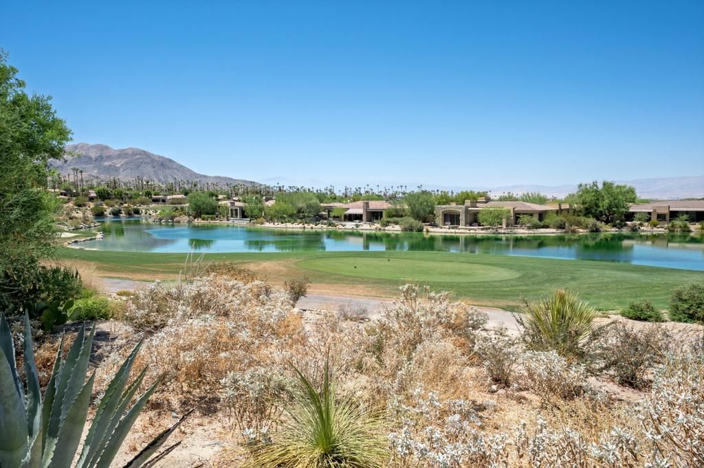 73920 Desert Bloom Trail 2