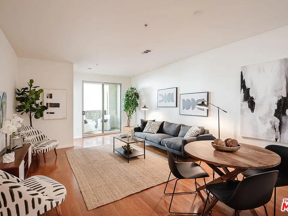 6400 Crescent Park E #110