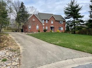 8510 Morning Calm Dr, Cincinnati, OH 45255