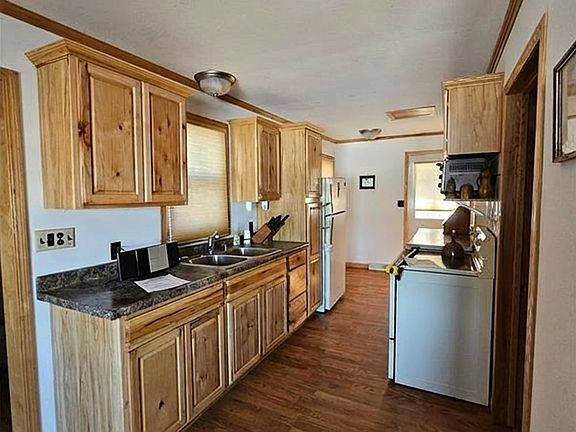 4th image of 25813 County Road 133