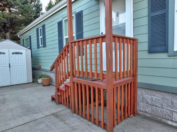 392 NW 3rd St Unit 3, Newport, OR 97365