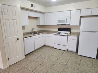 6164 E Greenway St APT 4, Mesa, AZ 85205