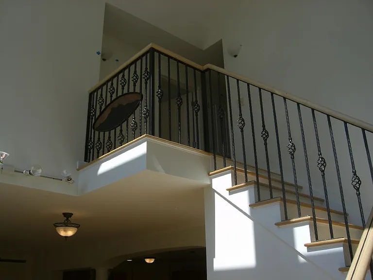 631 Happy Hollow Rd — Photo 5