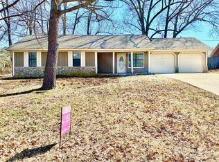 2383 Crabapple Dr, Tupelo, MS 38801