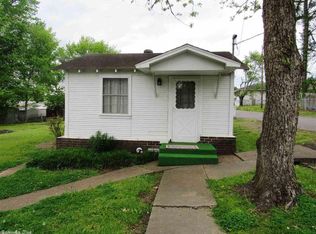 107 1/2 Stephens St, Morrilton, AR 72110