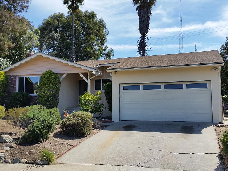 1st image of 553 Couper Dr