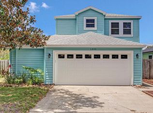 1325 Eastwind Dr, Jacksonville Beach, FL 32250
