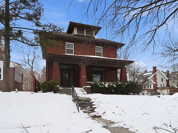 2nd image of 204 E Suttenfield St