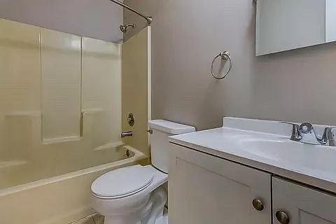 26 Raintree Trl — Photo 8