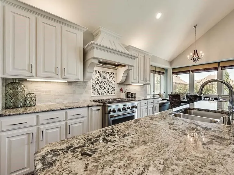 Barlow Ct — Photo 19