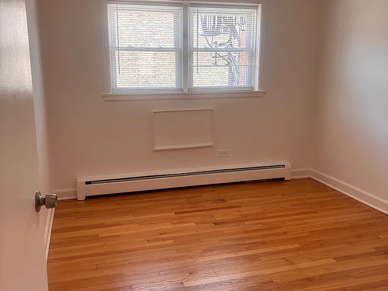 60 N Central — Photo 13