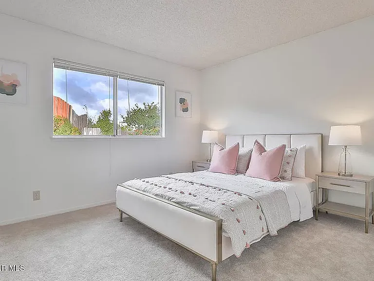 3245 W Felton St — Photo 3