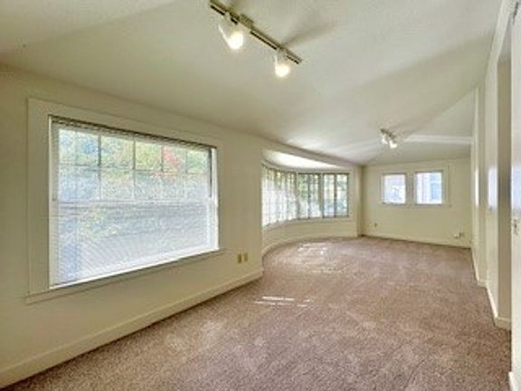 4th image of 2115 I St APT 3