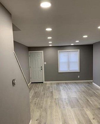 3rd image of 3047 N Carlisle St