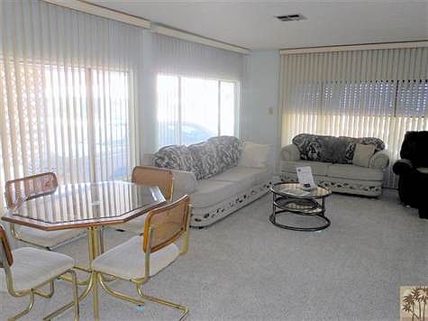 5th image of 15 Club Circle Dr
