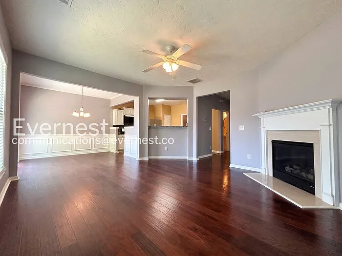 729 Mountain Laurel Dr — Photo 5