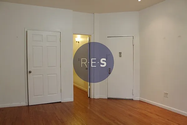 Rented by RES New York | media 17