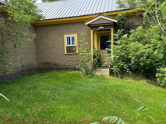Side Lawn