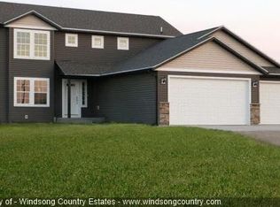 13664 Mulberry Loop NW, Williston, ND 58801