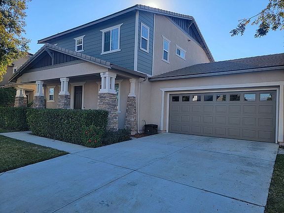 2nd image of 189 Carnelian St