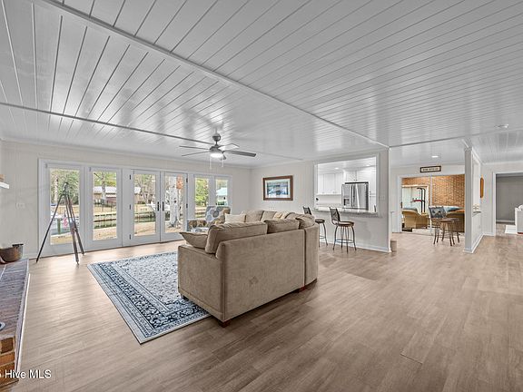 2nd image of 107 Pineview Drive