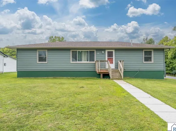 525 Harper St, Mankato, MN 56001