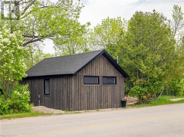 66 Main St, Billings, ON P0P 1J0