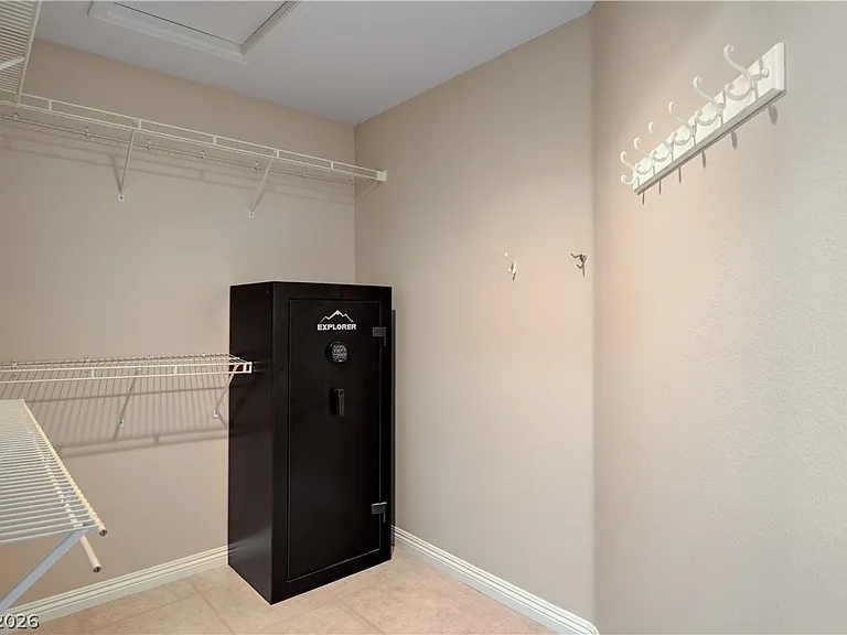 10609 Paradise Point Dr — Photo 28