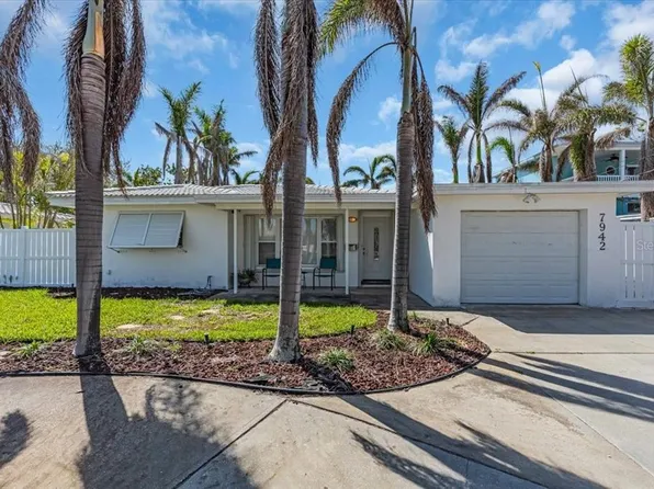 7942 Causeway Blvd N, Saint Petersburg, FL 33707