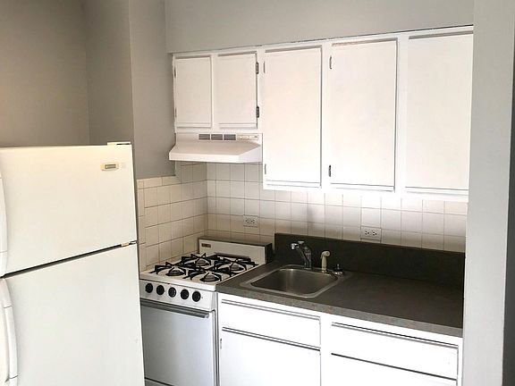 5th image of 5450 S Archer Ave #1