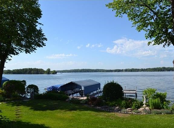 The view from the main floor and walkout level is outstanding! It is an easy walk to the dock and your boat.
