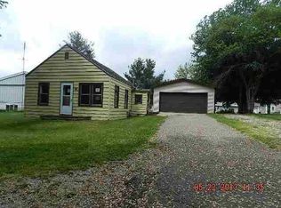 1218 Pearl St, Rochester, IN 46975