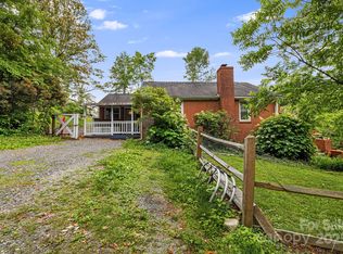 1271 Upper Brush Creek Rd, Fairview, NC 28730