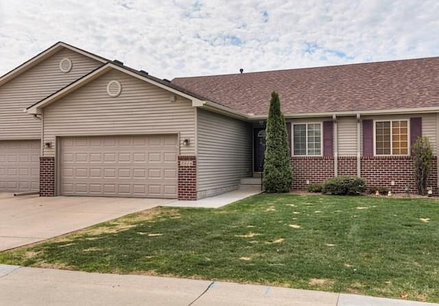 1st image of 3116 SE Turnberry Dr